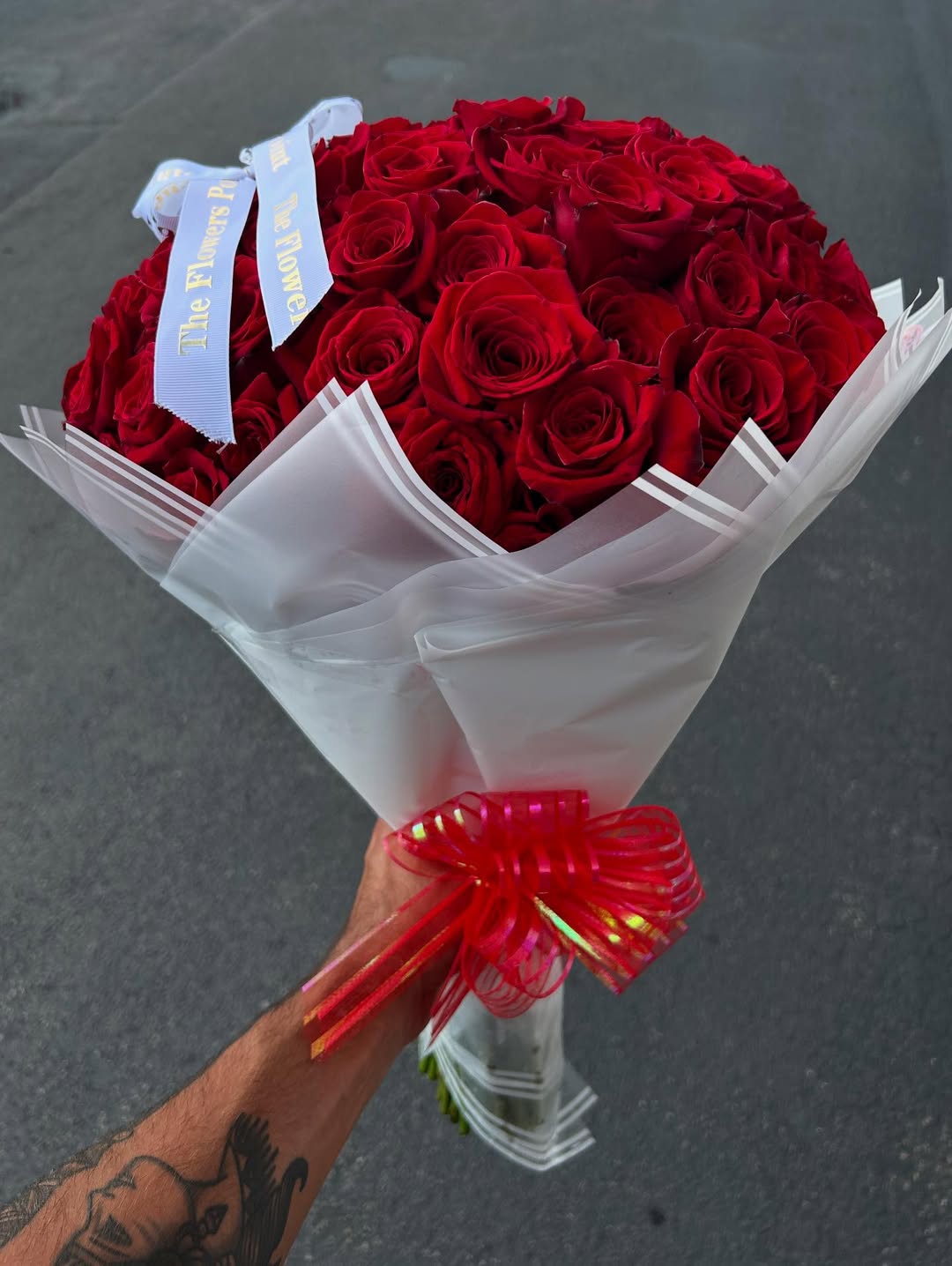 Bouquet 75 Red roses & White clear paper